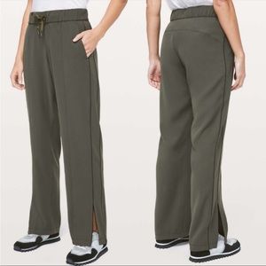 Lululemon on the go pant!